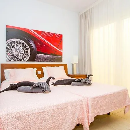 In Playa Blanca Sleeps 8 With Pool Air Con And Wifi Βίλα