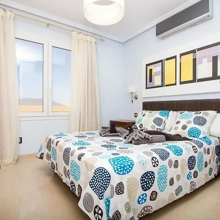 In Playa Blanca Sleeps 8 With Pool Air Con And Wifi Βίλα